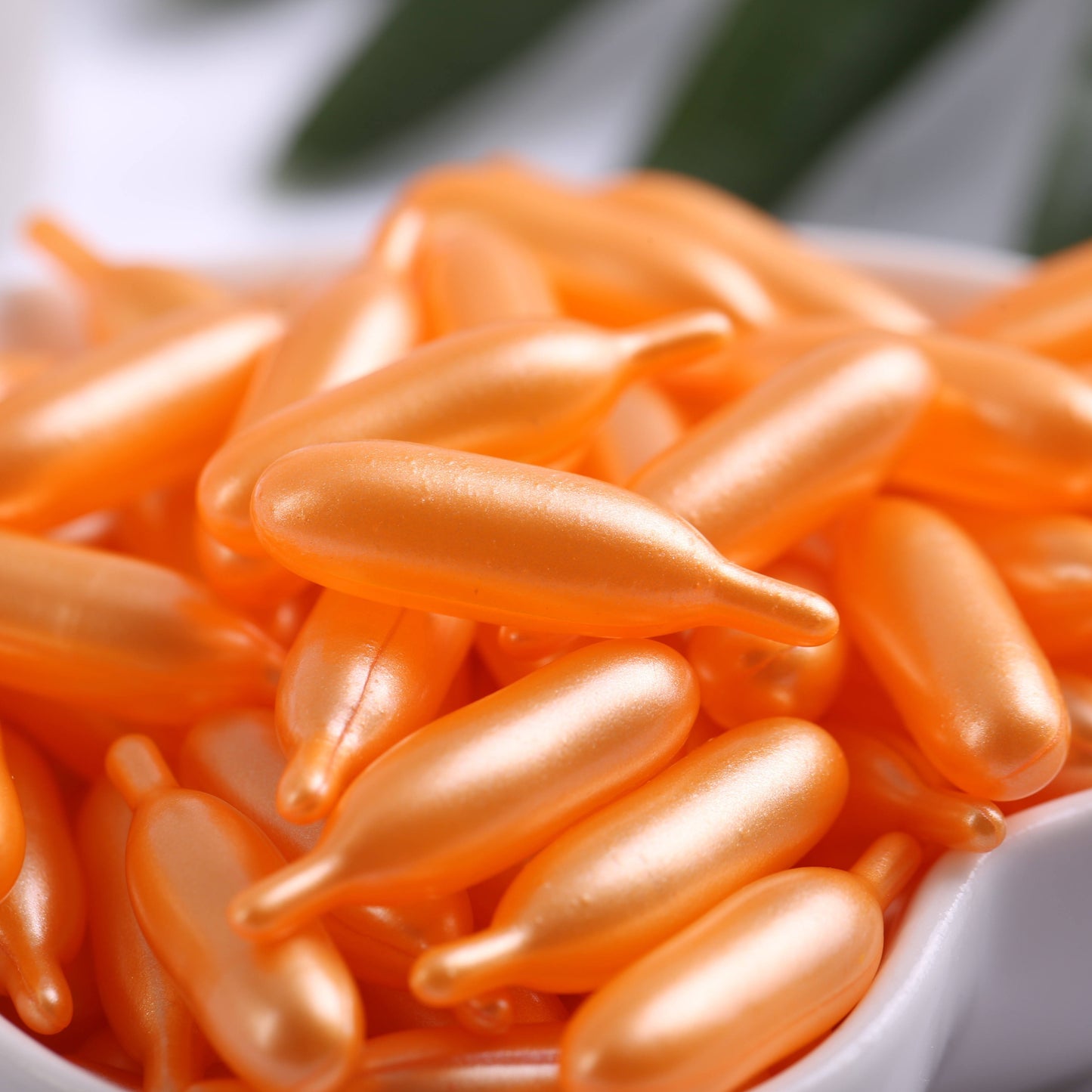 Vitamin E Ansiktskapslar - Jämna ut rynkor, återfuktar och förbättrar välvårdad hud - Fördröjer åldrande och minskar pigmentering - Pre-makeup fuktgivande bas för män och kvinnor!
