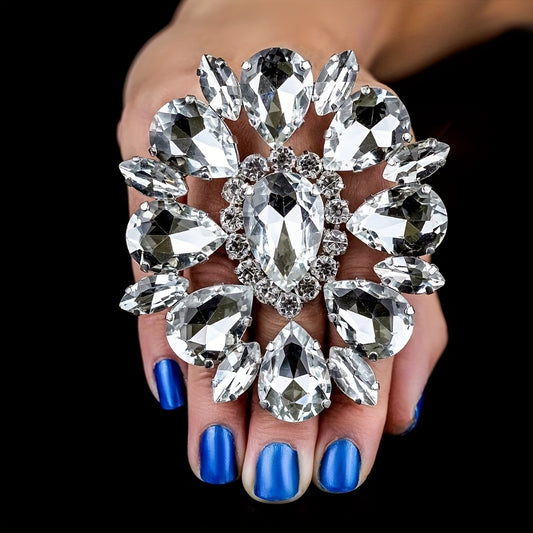 Överdriven Ring Infälld Stor Strass Stor Blomdesign Silverfärgad Eller Gyllene Ring Ditt Samtal Matcha Dagliga Outfits Festtillbehör